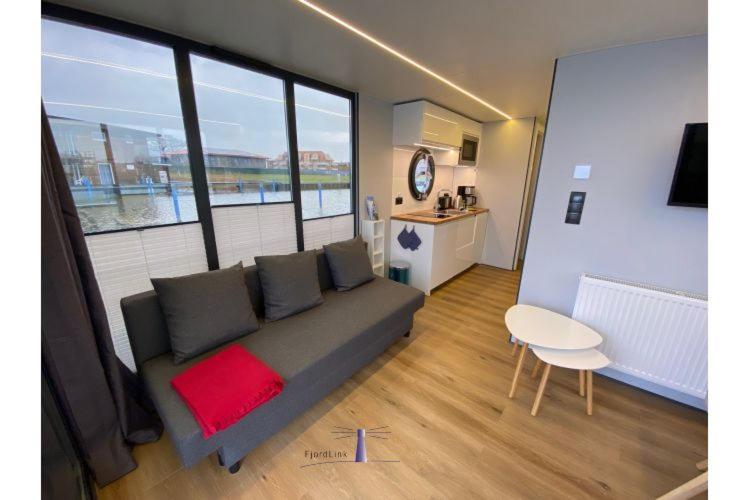 Hausboot Fjord Vela Mit Biosauna In バース エクステリア 写真